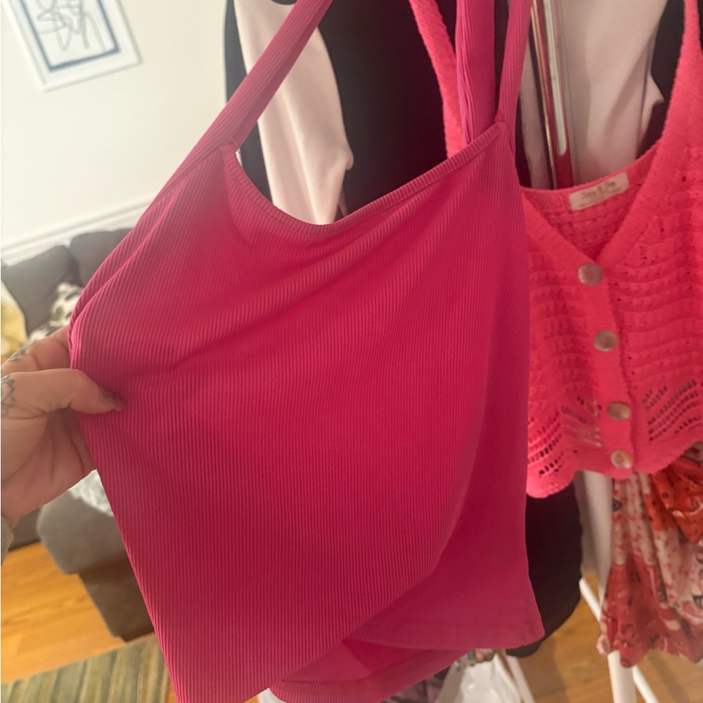 Vibrant Pink Ribbed Tank Top